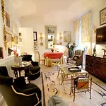 Apartment Alma-Eiffel Tower